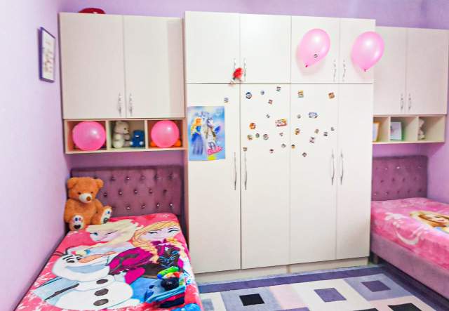 Tirane, shitet Vile 5.500 m² 850.000 Euro