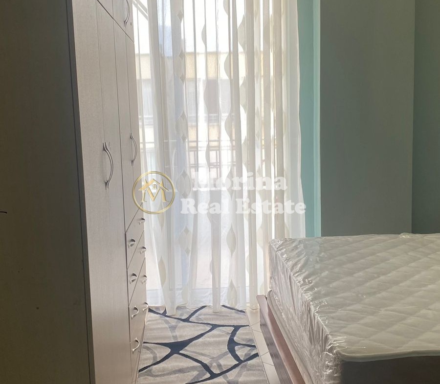 Tirane, shitet apartament 2+1+Ballkon Kati 7, 97 m² 100.000 € (Astir)
