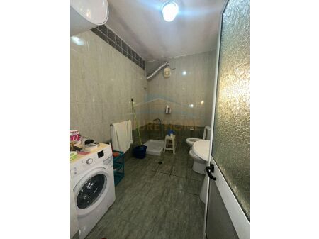 Shitje, Apartament 1+1, Shallvaret, Tiranë. AREA39435