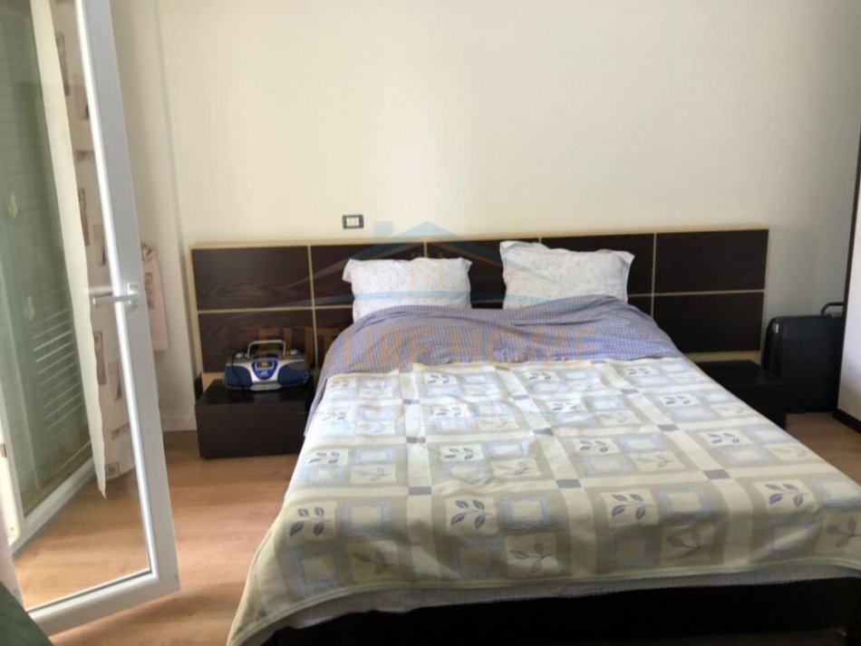 Durres, shitet Vile 2 Katshe , 1.250 m² 500.000 € (Lura 1, Gjiri i Lalzit, Durres)