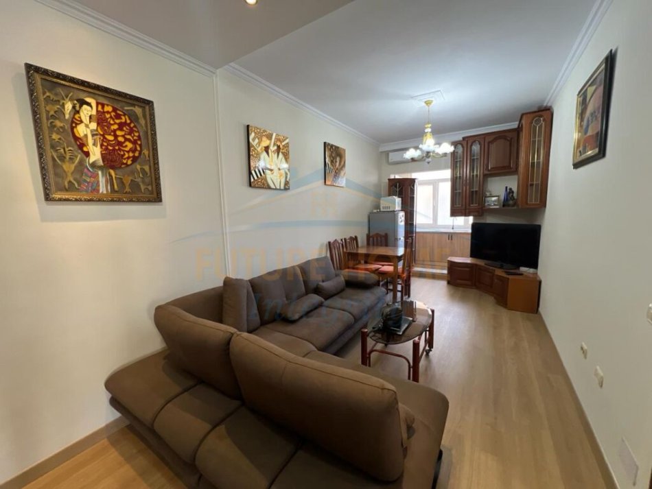 Qera, Apartament 2+1, Shkolla e Baletit, Tiranë.