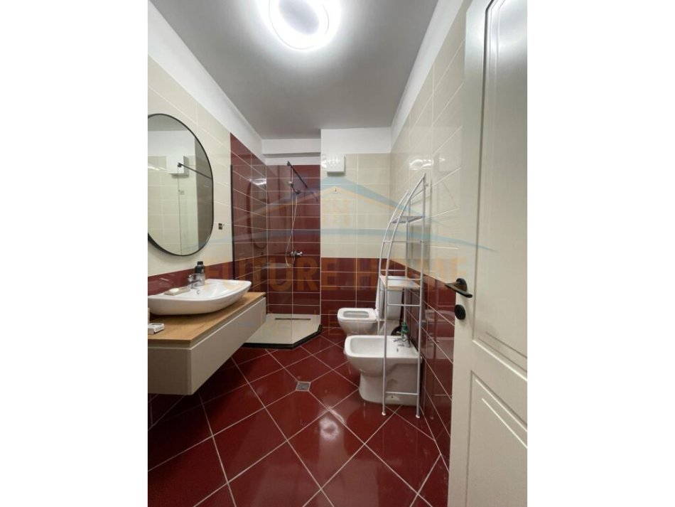 Qira, Apartament 2+1+2, Komuna e Parisit