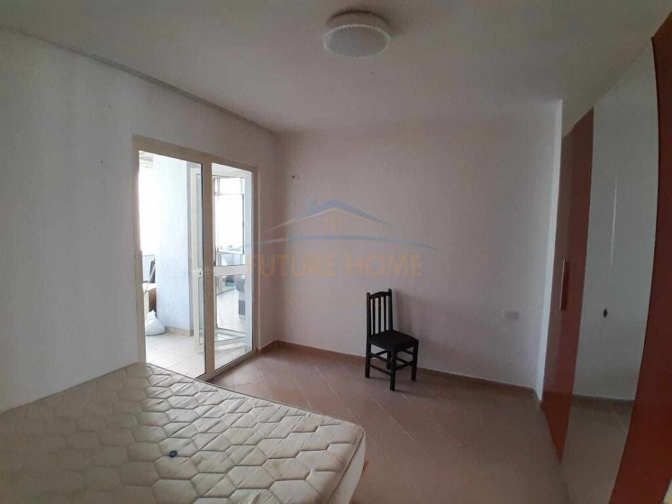 Qera, Apartament 2+1 në Fresk, Tiranë250 €