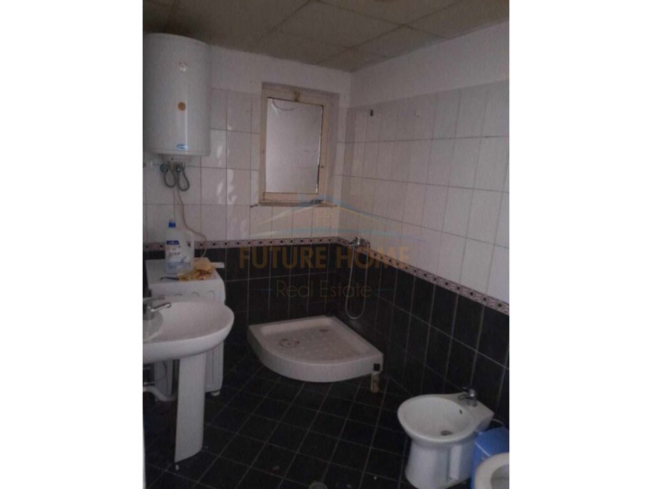 Qera, Apartament 2+1 në Fresk, Tiranë250 €
