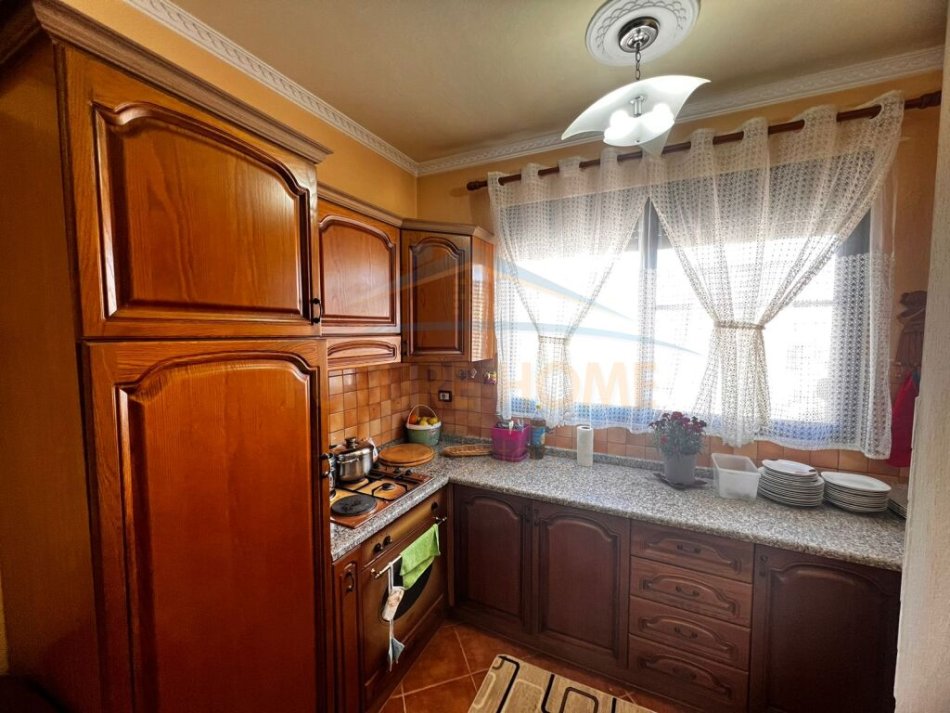 Qera, Apartament 2+1, Ish Rajoni, Durres