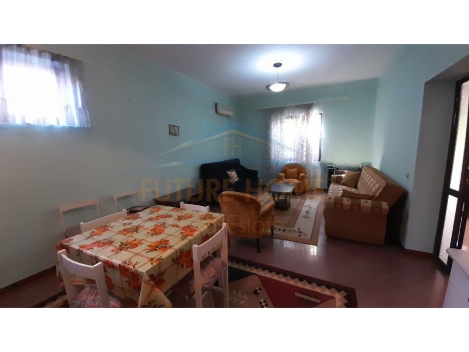 Qera, Apartament 1+1, 21 Dhjetori, Tiranë
400 €