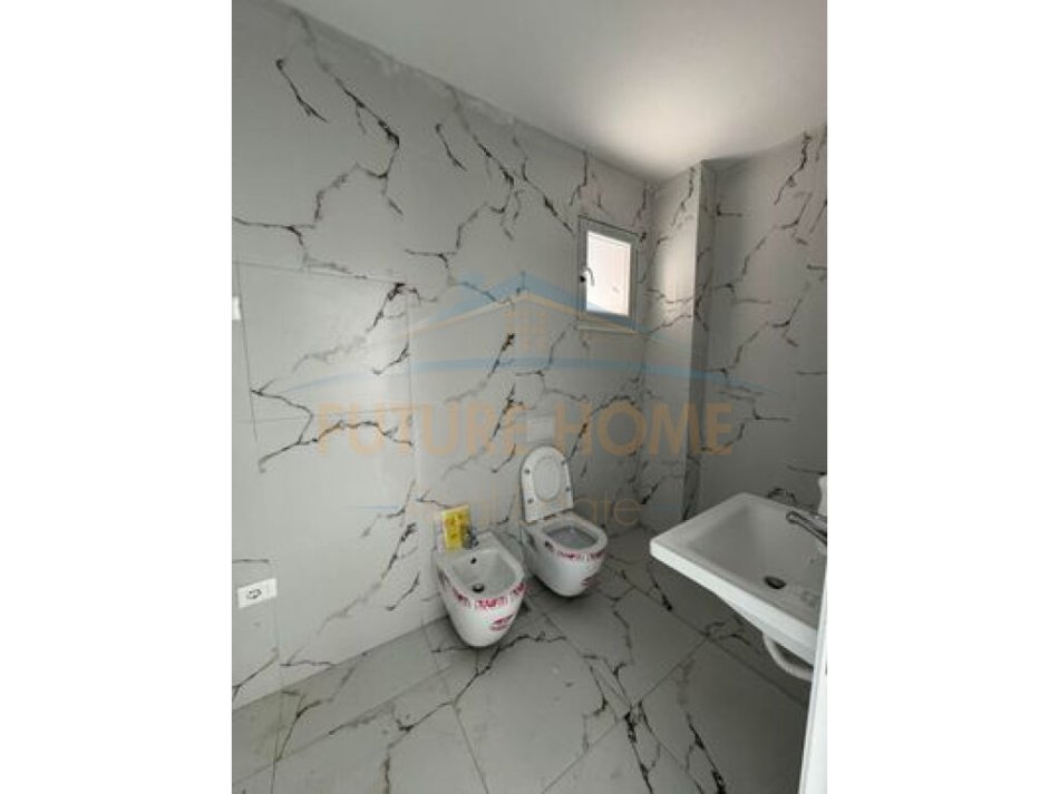 Qera, Apartament 2+1+2 per Zyra,Trio Towers, Don Bosko600 €
