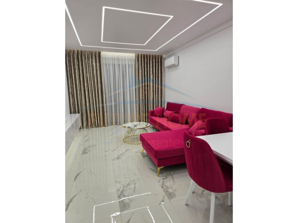 Qira, Apartament 1+1, Kodra e Diellit
650 €