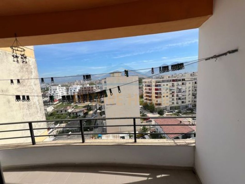 Qera,Apartament 2+1,Kompleksi"Fratari",Unaza e Re
400 €