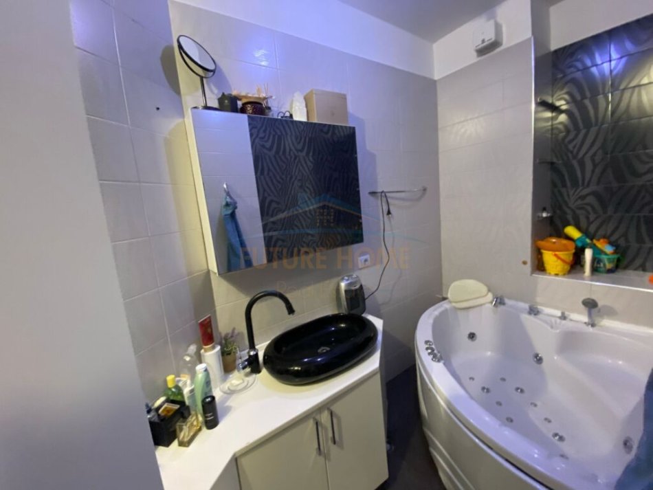 Shitet, Apartament 2+1+2, Don Bosko, Tiranë.188,000 €