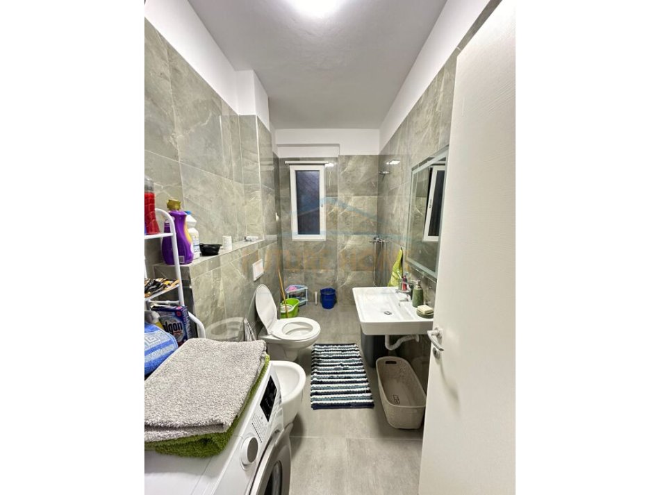Shitet apartament 1+1, Unaza e re