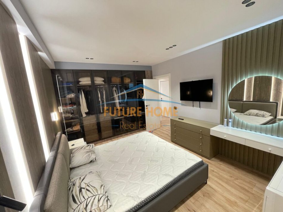 265,000 €
Shitet, Apartament 2+1+2, Myslym Shyri, Tiranë