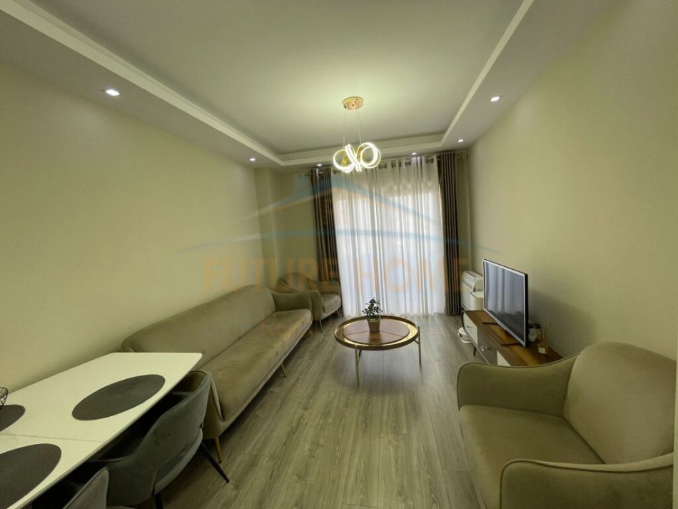 Qera, Apartament 2+1,Stacioni i Trenit, Tiranë.