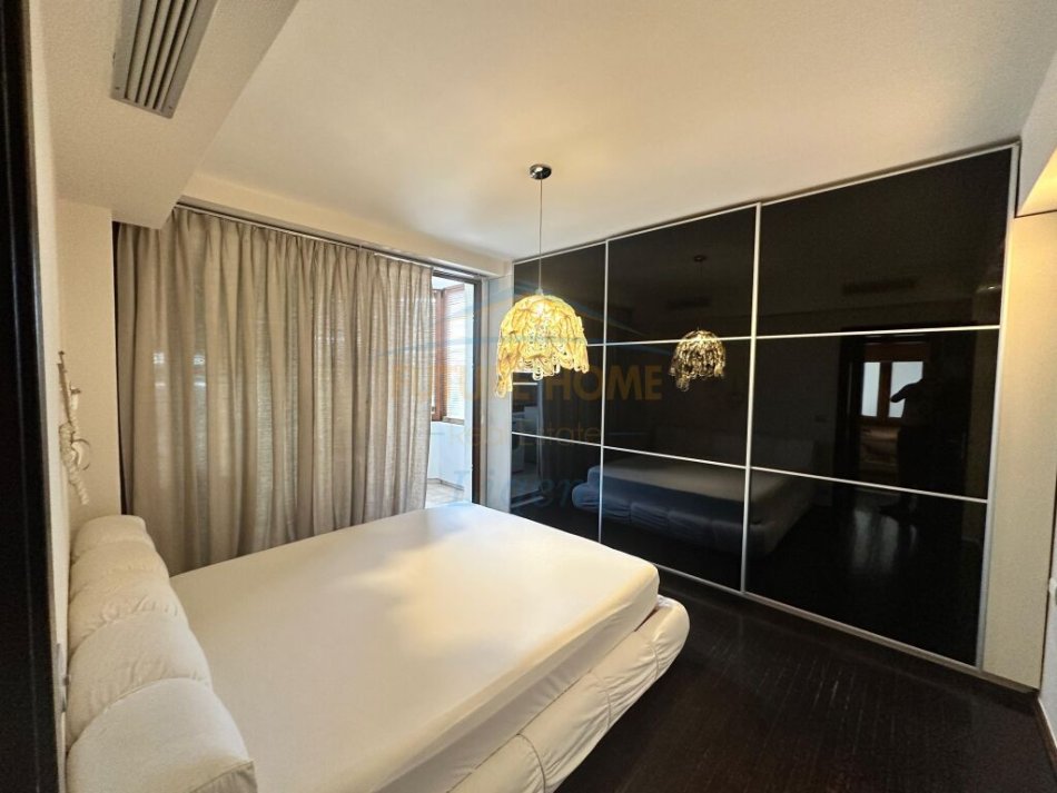 Qera, Apartament 2+1+Post Parkimi, Komuna e Parisit, Tirane
950 €