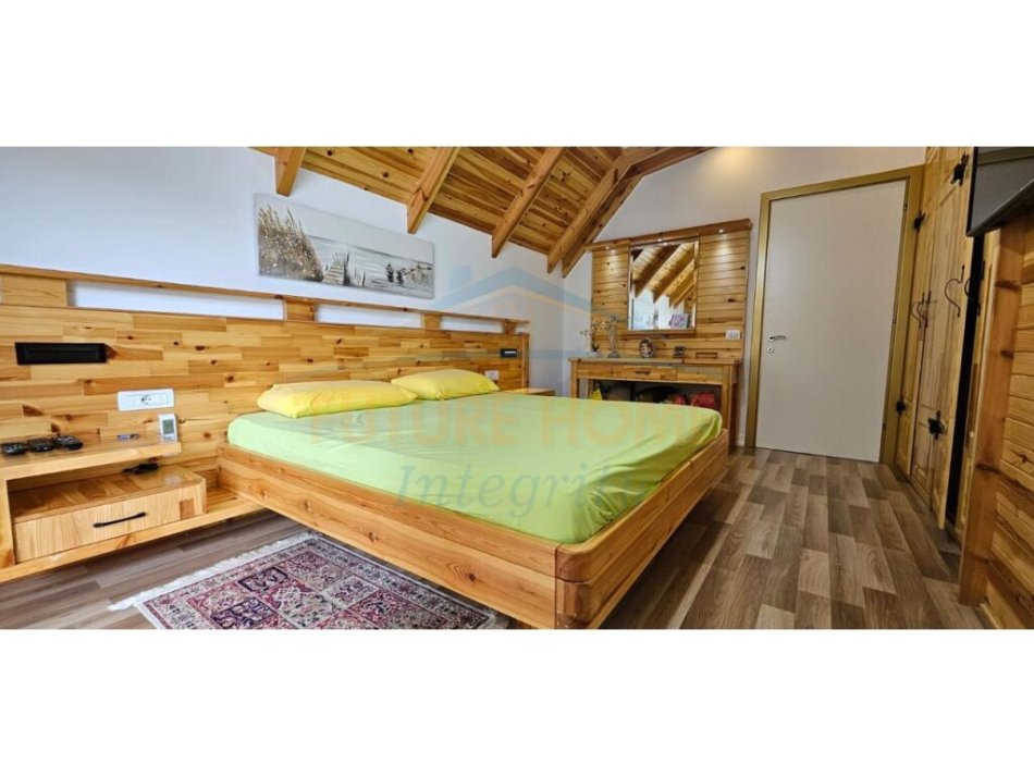 Shitet, Apartament 2+1+Post Parkimi, Gjiri I Lalëzit 227000 €