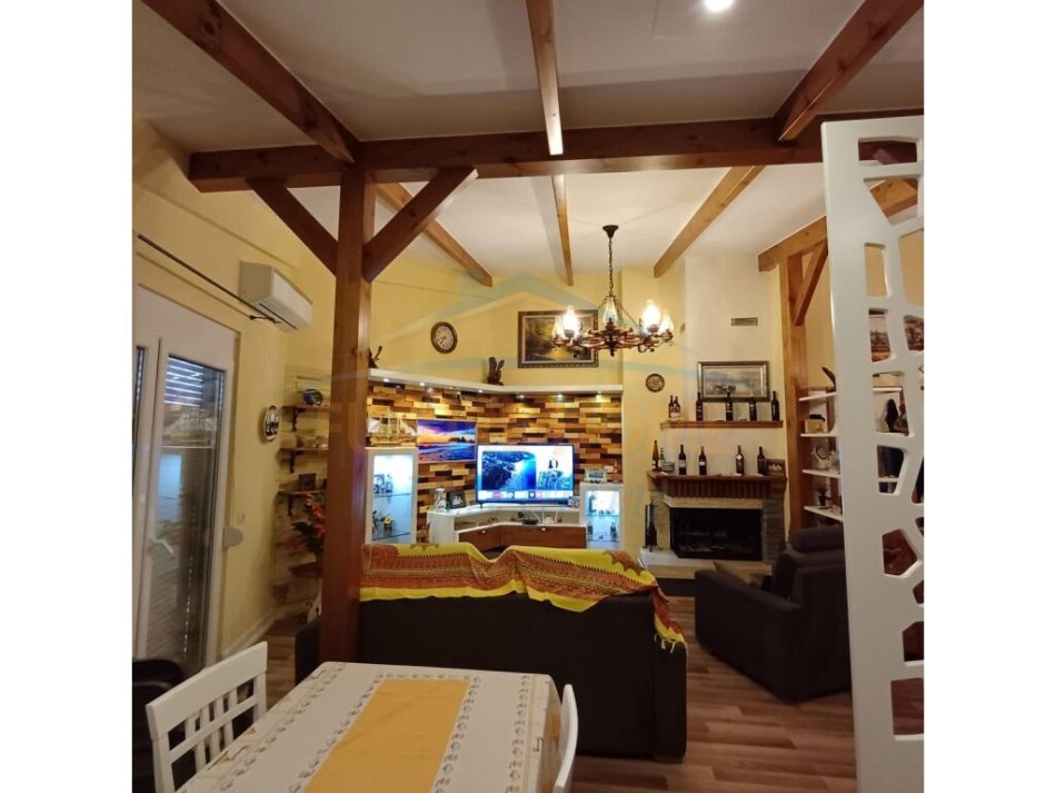 Shitet, Apartament 2+1+Post Parkimi, Gjiri I Lalëzit 227000 €