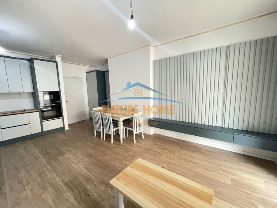 Shitet , Apartament 2+1 ,Ali Demi
