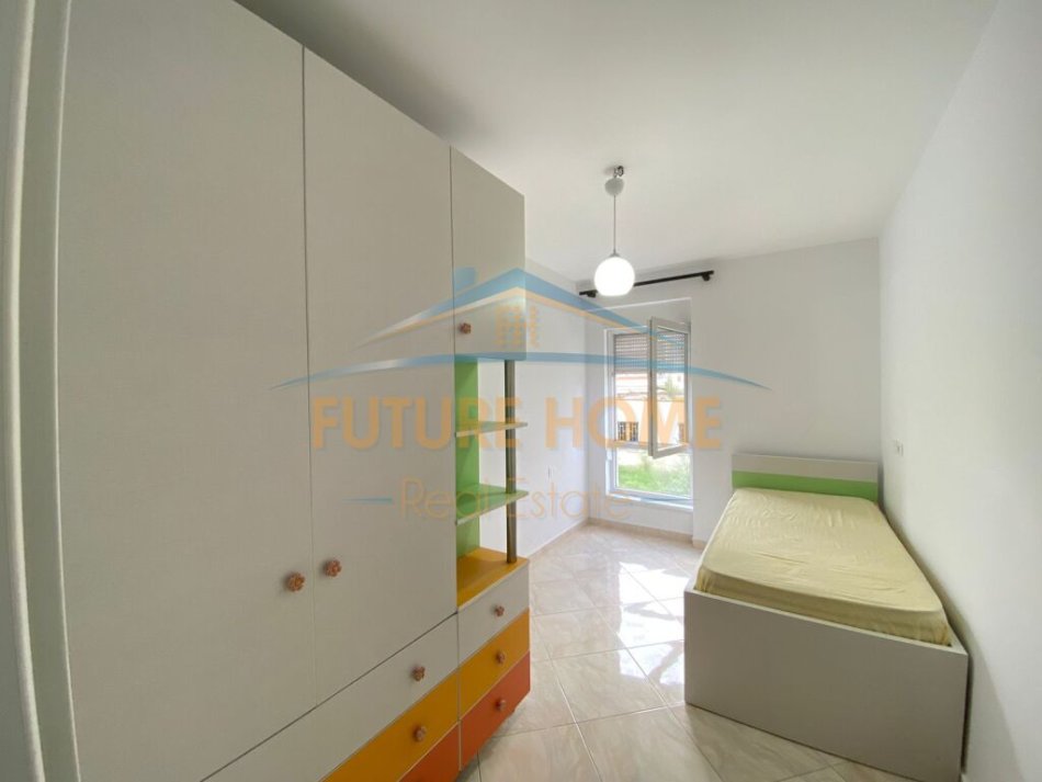 Qera, Apartament 2+1, 21 Dhjetori