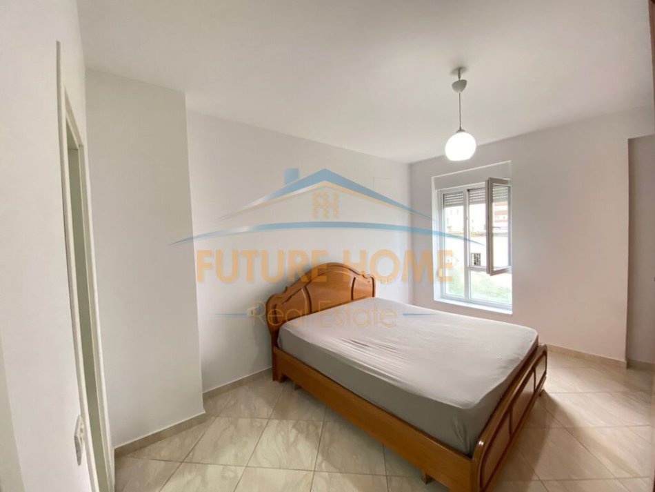 Qera, Apartament 2+1, 21 Dhjetori