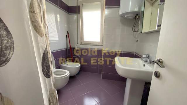 Durres, jepet me qera apartament 3+1+BLK Kati 2, 95 m² 350 Euro