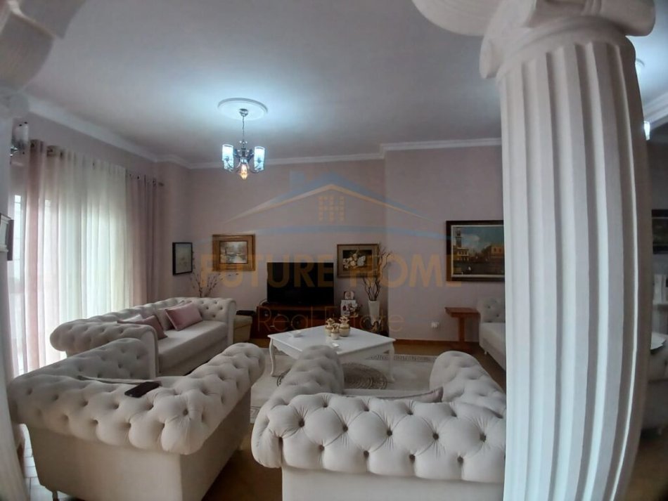 Qera, Shtepi Private , Shkozet, Durres