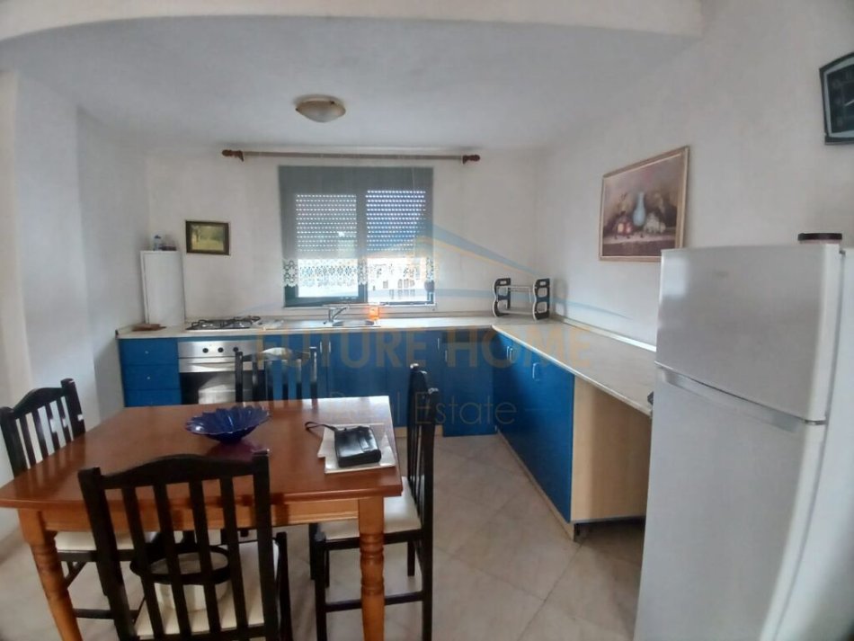 Qera, Shtepi Private , Shkozet, Durres