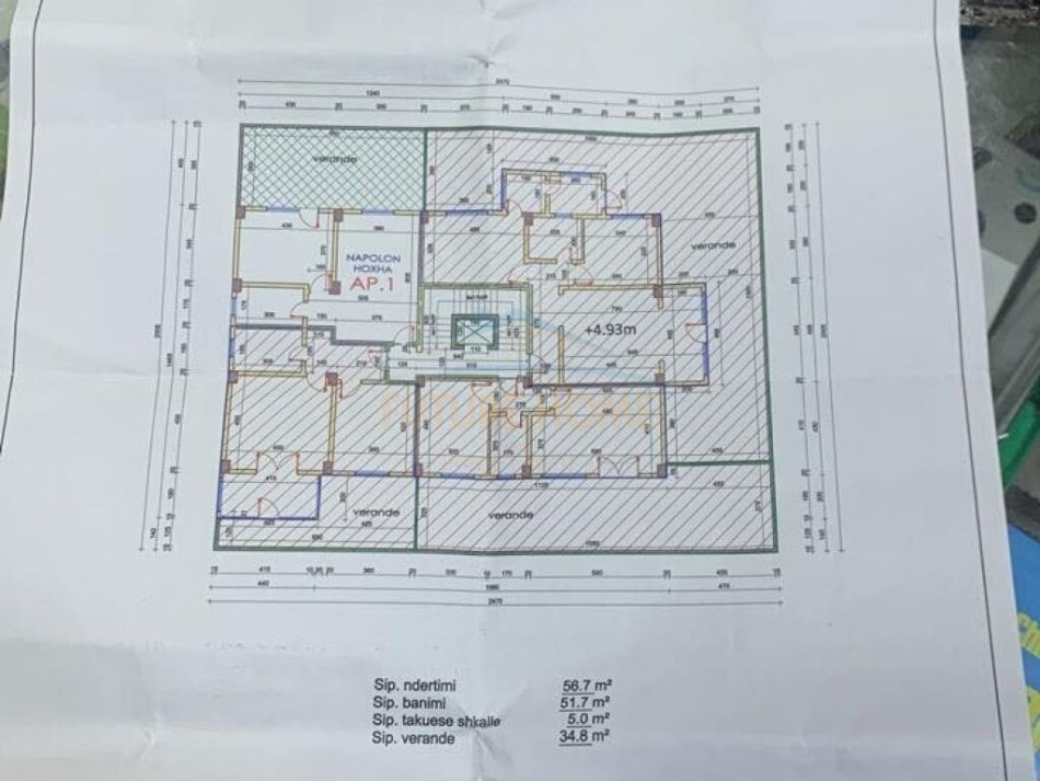 Shitet, Apartament 1+1, Bulevardi Bajram Curri, Tiranë.