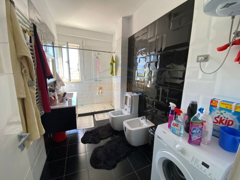 Qera, Apartament 2+1, Liqeni i Thate, Tirane.
800 €