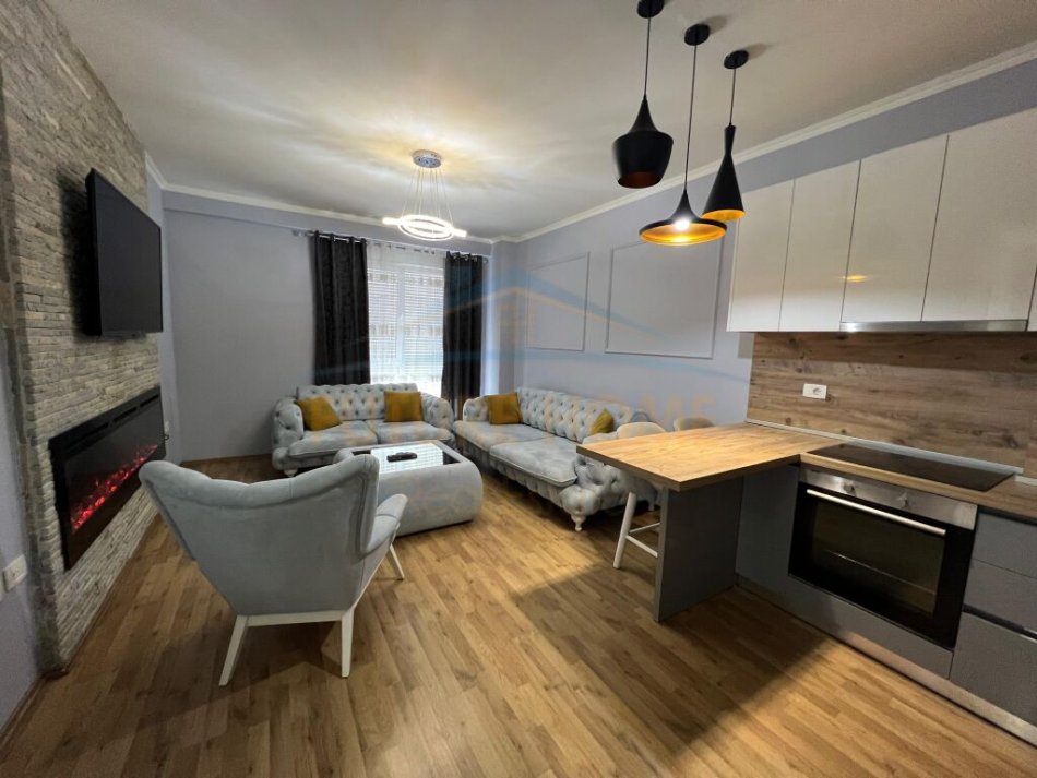 Qera, Apartament 2+1, Rr.Siri Kodra, Tirane.