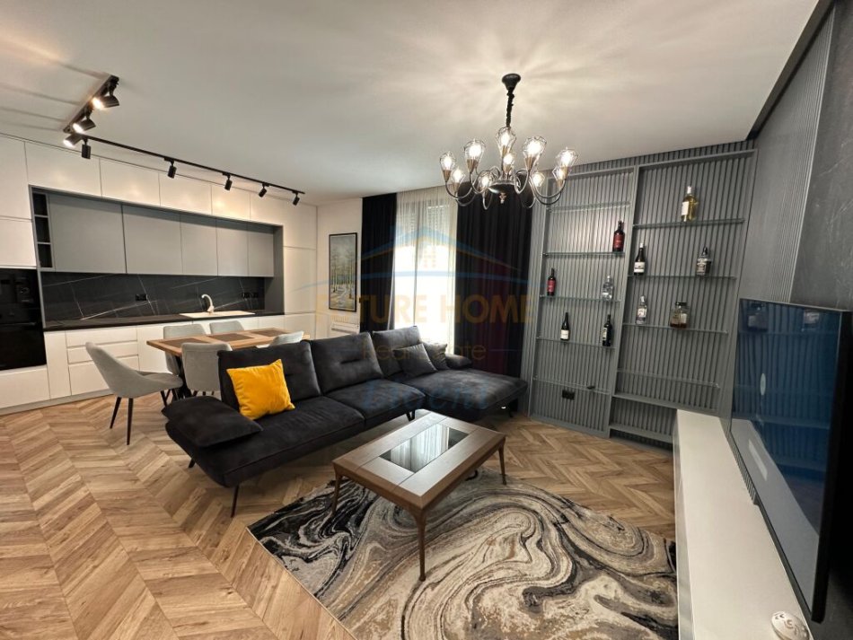 Qera, Apartament 2+1 Lux +Post Parkimi, Rezidenca Sofia. LI40322