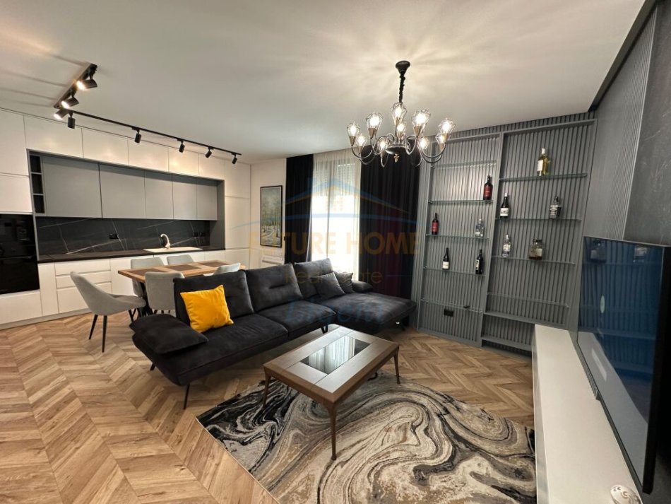 Qera, Apartament 2+1 Lux +Post Parkimi, Rezidenca Sofia. LI40322