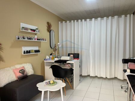 Shitet, Apartament 1+1, në Xhamllik, Tiranë. AREA40333