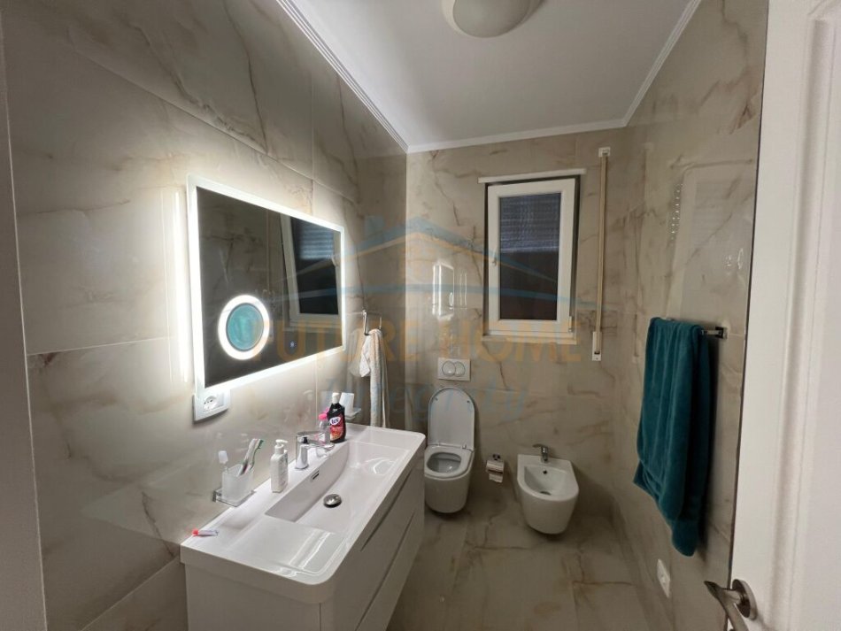 Qera, Vilë, Vala Mar Residence 3,200 € Kontrate 1 Vjecare
