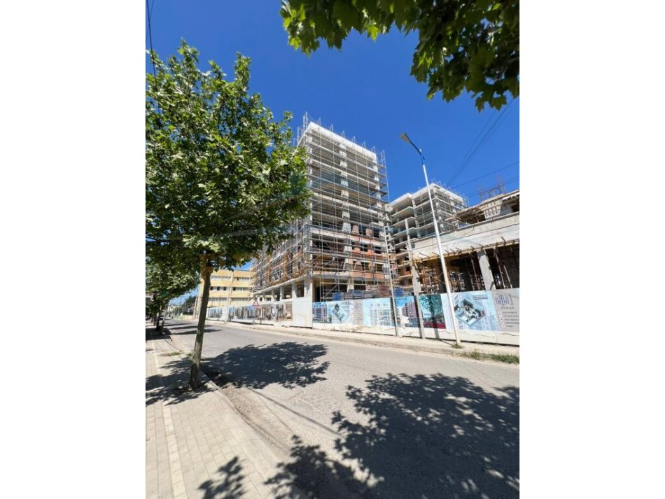 Tirane, shitet apartament 2+1 Kati 6, 98 m² 104.000 € (Paskuqan)