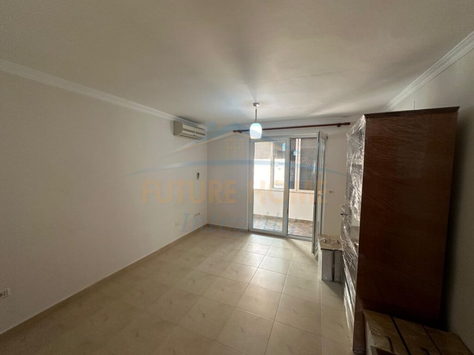 Tirane, shitet apartament 2+1, Kati 5, 71 m2 135,300 € (rruga e elbasanit)