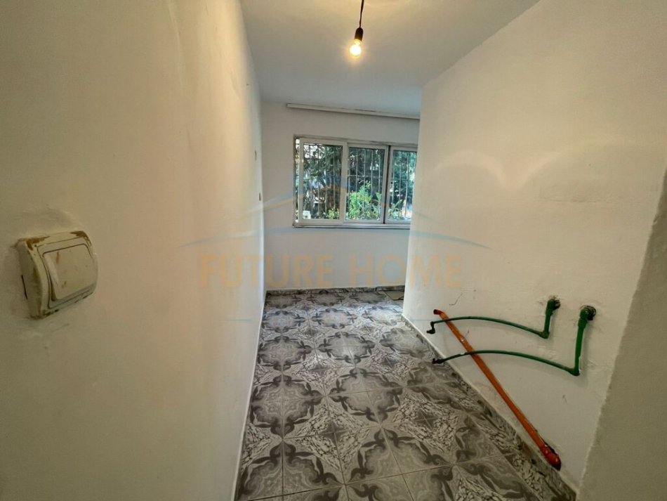 Tirane, shitet apartament 1+1+Aneks Kati 1, 78 m² 115.000 € (Bulevardi Gjergj Fishta)