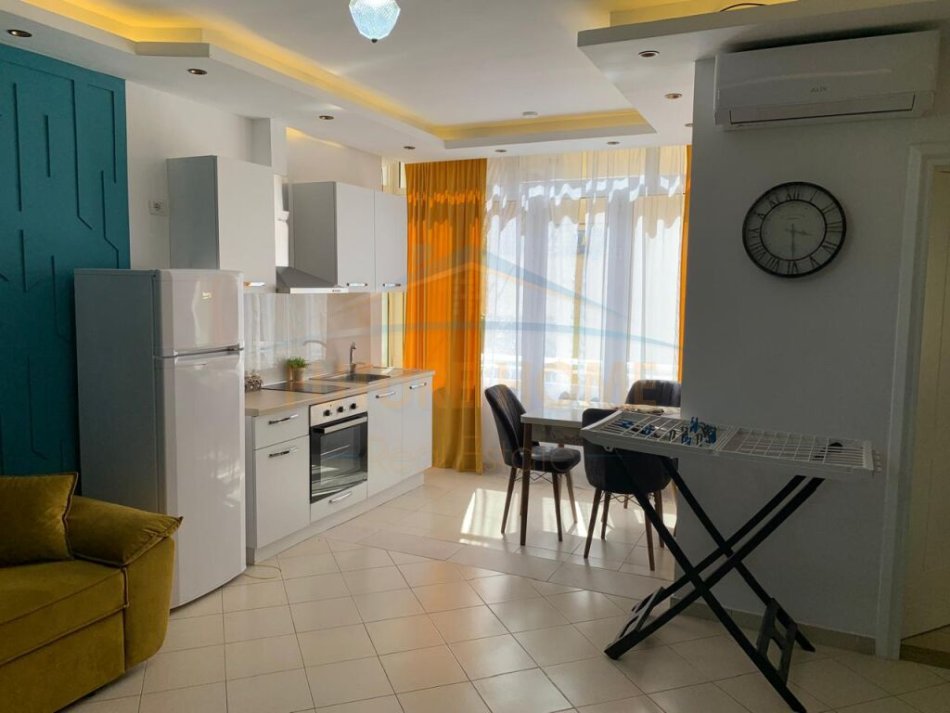 Durres, shitet garsonier 1+1 Kati 2, 50 m² 58.000 € (Shkembi-Kavajes)
