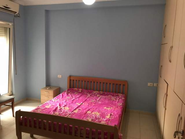 Tirane, jap me qera apartament 1+1+A+BLK Kati 4, 70 m² 450 Euro (Him Kolli)