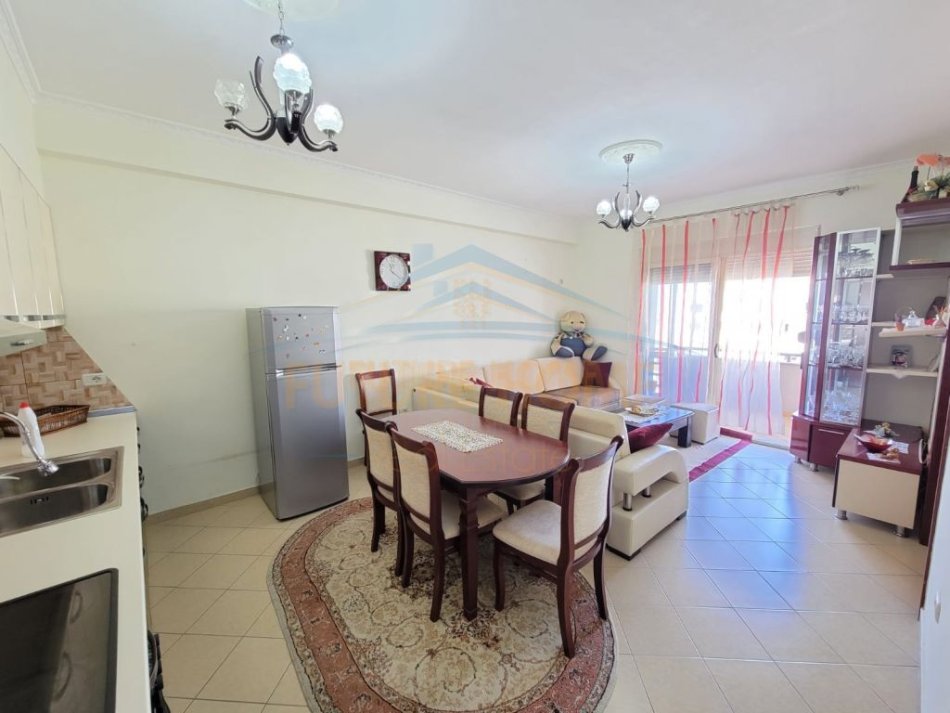 Tirane, shitet apartament 1+1+Aneks+Ballkon, Kati 7, 60 m² 80,000 € (Unaza e Re)