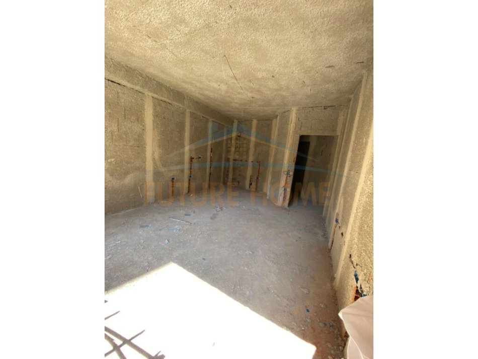 Tirane, shitet apartament 1+1, Kati 3, 80 m² 92000 € (UNAZA E RE)