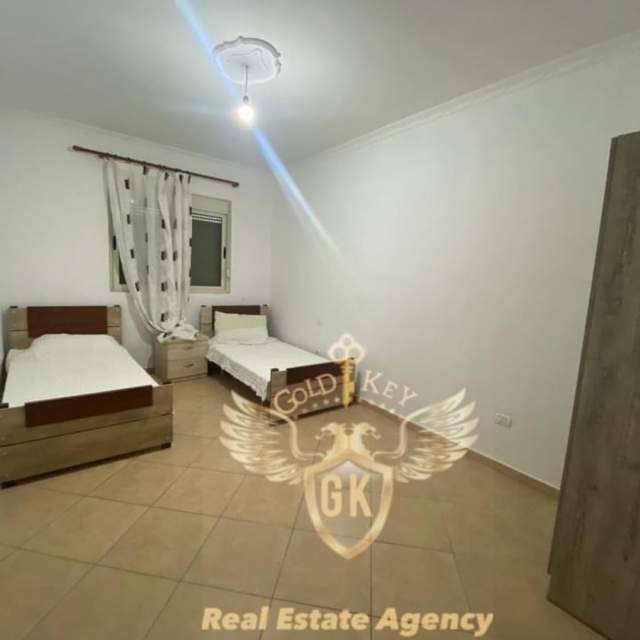 Shqiperi, jepet me qera apartament 2+1+A+BLK Kati 4, 97 m² 250 Euro