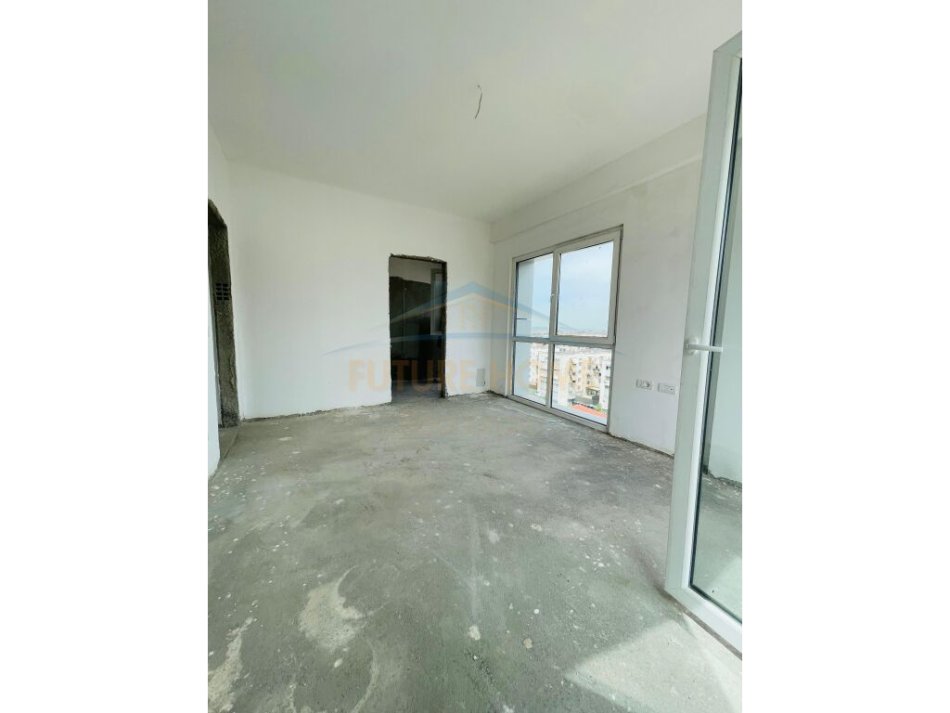 Tirane, shitet apartament 2+1+Aneks+Ballkon, Kati 10, 96 m² 155,000 € (RRUGA 5 MAJ)