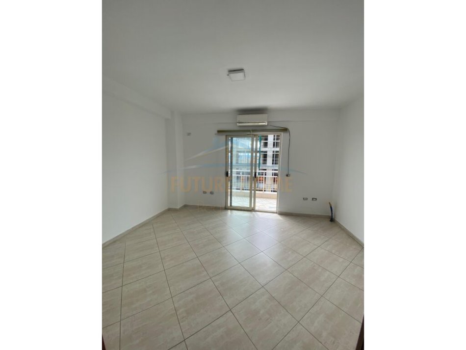 Jepet me qera apartament 2+1 Kati 7, 107 m² 600 € (Jordan Misja)
