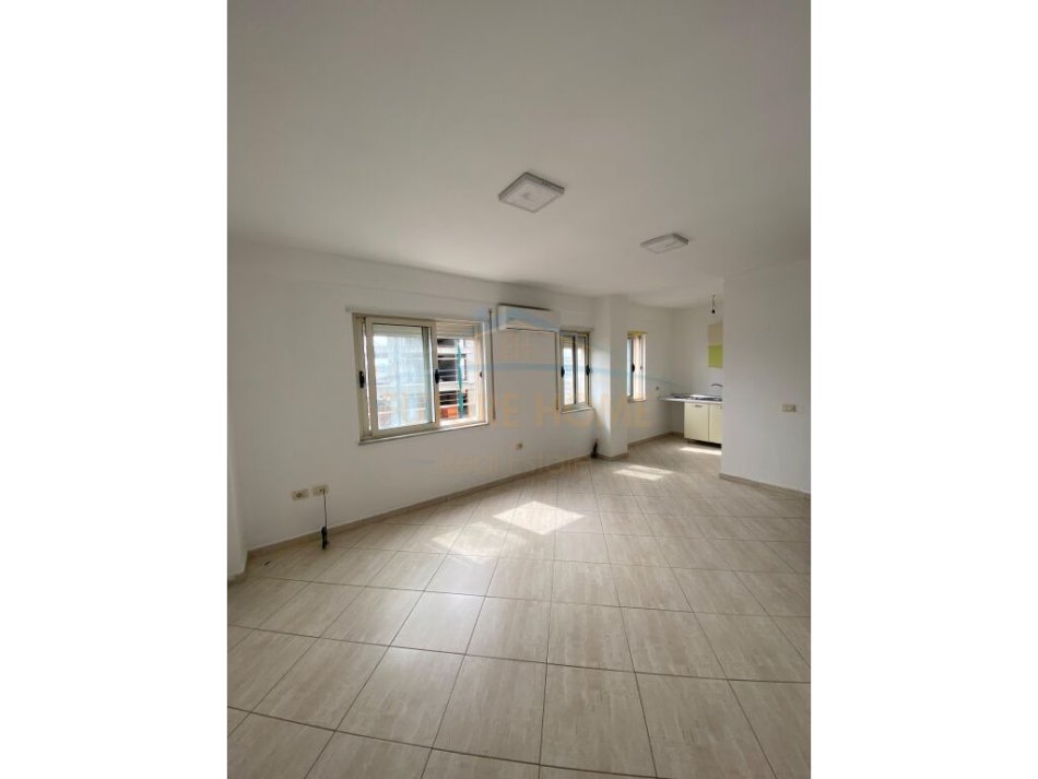 Jepet me qera apartament 2+1 Kati 7, 107 m² 600 € (Jordan Misja)