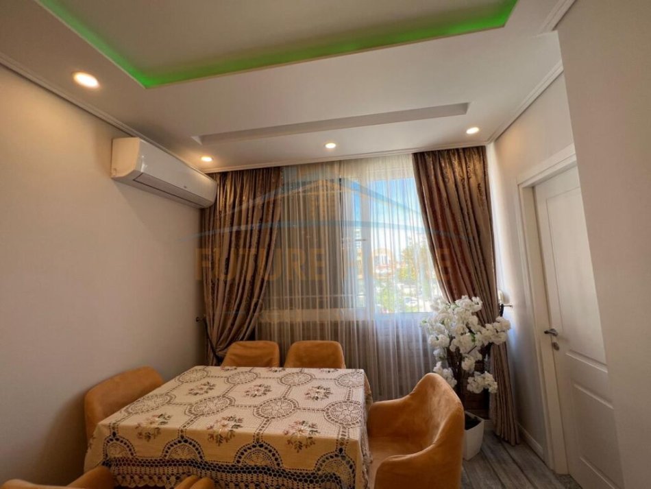 Durres, shitet apartament 2+1 Kati 3, 90 m² 150.000 € (Plazh Hekurudha, Durres)