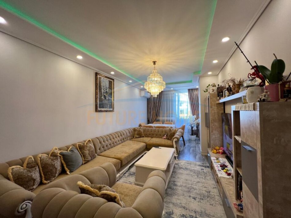Durres, shitet Apartament, Plazh hekurrudha, Durres 90 m² 150,000 €
