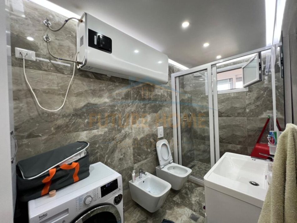 Durres, shitet apartament 2+1 Kati 3, 90 m² 150.000 € (Plazh Hekurudha, Durres)