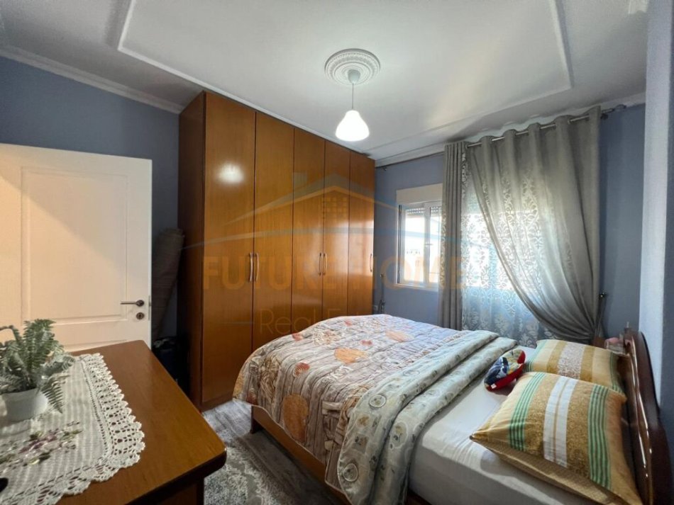 Durres, shitet apartament 2+1 Kati 3, 90 m² 150.000 € (Plazh Hekurudha, Durres)