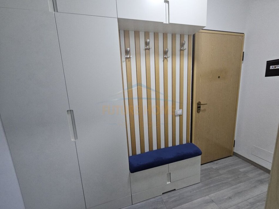 Tirane, shitet apartament 2+1+Ballkon, Kati 3, 96 m² 205,000 € (Liqeni i thate)