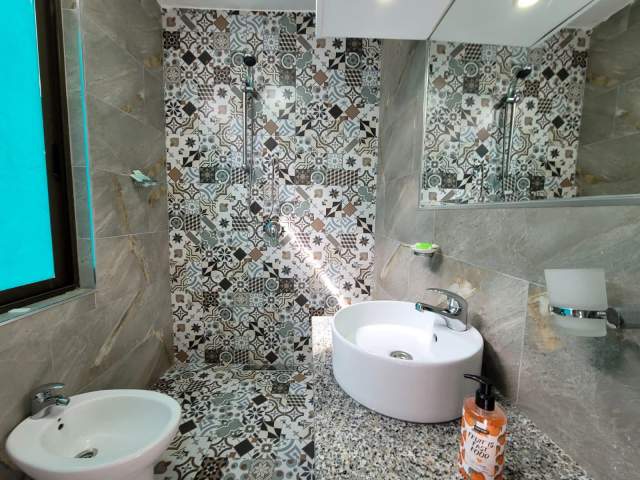 Tirane, shes apartament 1+1+A Kati 1, 44 m² 83.500 Euro (QENDER)